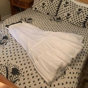 Crinoline skirt
